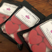 Load image into Gallery viewer, Wax Melts (Heart-Shaped) CHOCOLATE COVERED STRAWBERRIES scent, 2.5 oz