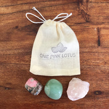 Load image into Gallery viewer, MINI Manifestation kit - LOVE & ACCEPTANCE (meditation, gift box, self care)