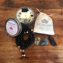 Load image into Gallery viewer, MINI Manifestation kit - PROTECTION & POSITIVITY (meditation, gift box, self care)