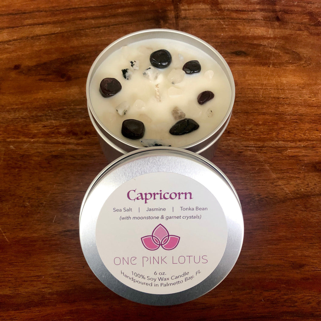 CAPRICORN Zodiac soy wax candle with crystals