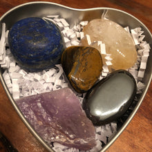 Load image into Gallery viewer, 5 piece Mystery Crystals Box (heart shaped) gift
