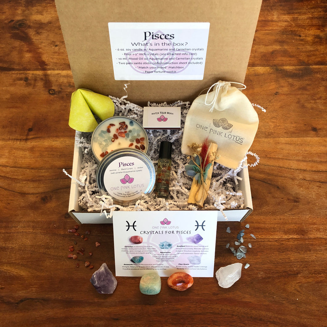 PISCES GIFT BOX - Zodiac Astrology kit, February 19 - March 20